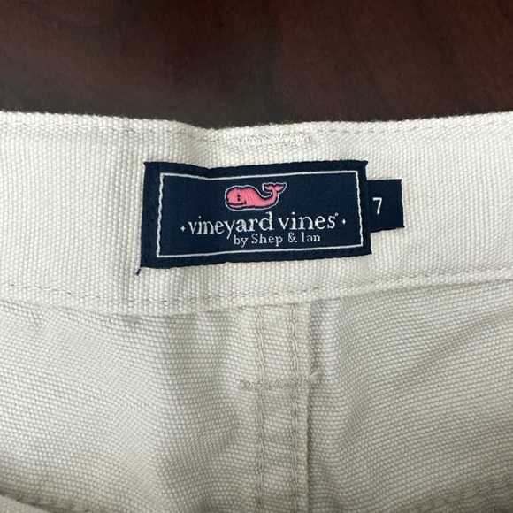Like new Vineyard Vines khaki pants, size 7 in boys. - Picture 3 of 3